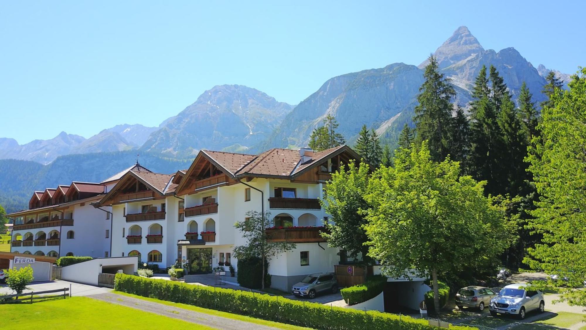 Hotel Alpen Residence Ehrwald Kültér fotó